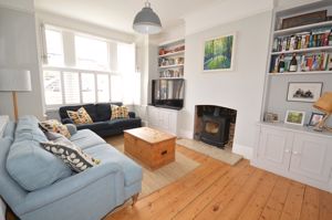 Sitting Room- click for photo gallery